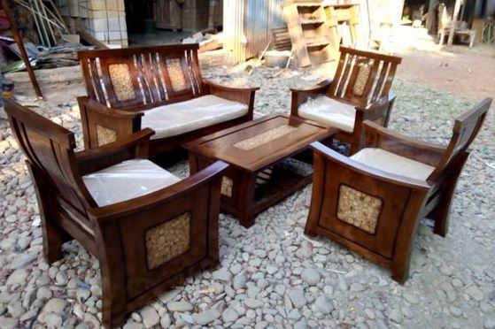 Một bộ bàn ghế tốt phải tạo cảm giác thoải mái cho chủ nhân của chúng