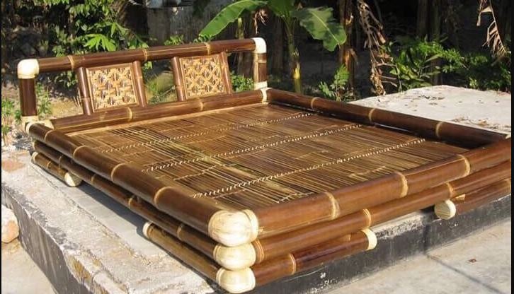 Giường tre thanh lịch phù hợp cho gia đình